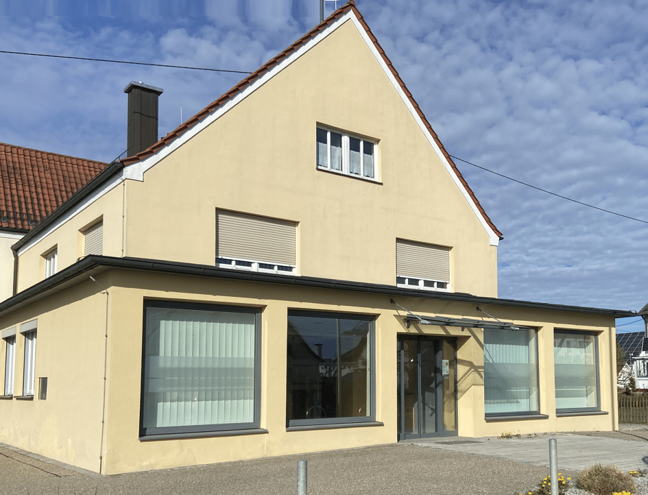 Ehemaliges Raiffeisengebäude in Genderkingen
